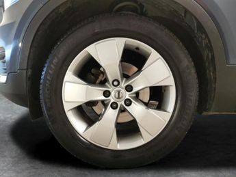 Volvo XC40 1.5 T3 Momentum (163 ps) - PARK ASSIST - LED - LANE DEPARTURE