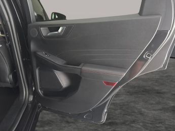 Ford Kuga 2.5 EcoBoost Duratec 14.4kWh ST-Line Plug-in CVT (225 ps) - REVE