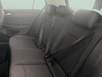 Volkswagen Golf 1.5 eTSI MHEV Life DSG (150 ps) - KEYLESS START - CLIMATE CONTRO