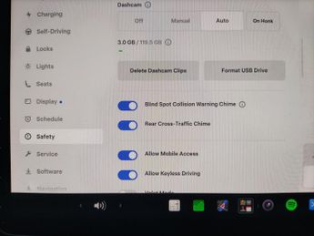 Tesla Model Y (Dual Motor) Long Range 4WDE (384 bhp) - KEYLESS ENTRY - 360 CAM