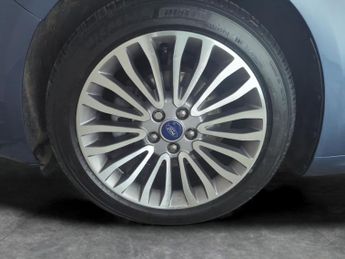 Ford Mondeo 2.0 TiVCT Titanium Edition CVT (18 inch alloys) (187 ps) - CARPL