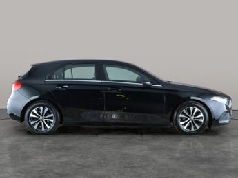 Mercedes-Benz A Class 1.3 A180 SE 7G-DCT (136 ps) - HEATED SEATS - COMFORT PACK