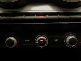 Audi Q2 1.5 TFSI CoD 35 S line S Tronic (150 ps) - AIR CON - DAB - PARK 