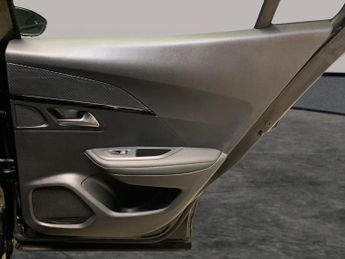 Peugeot E-2008 50kWh GT (136 ps) - BLIND SPOT ASSIST - LANE DEPARTURE  - BLUETO