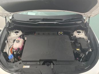 Kia Niro 64.8kWh 4 (201 bhp) HEATED WHEEL - PARK ASSIST - REV CAM - CARPL