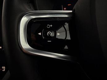 Polestar Polestar 2 Dual Motor 78kWh Long Range Fastback 4WDE (408 ps) - REVERSE CAM