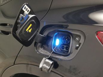Volvo XC40 Recharge 69kWh Core (231 ps) - LED - NAV - LANE DEPARTURE