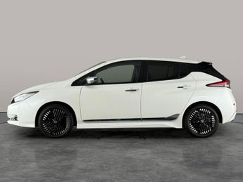 Nissan Leaf 39kWh Tekna (150 ps) - LED - NAV - LANE DEPARTURE