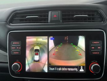Nissan Leaf 39kWh Tekna (150 ps) - LED - NAV - LANE DEPARTURE