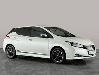 Nissan Leaf 39kWh Tekna (150 ps) - LED - NAV - LANE DEPARTURE