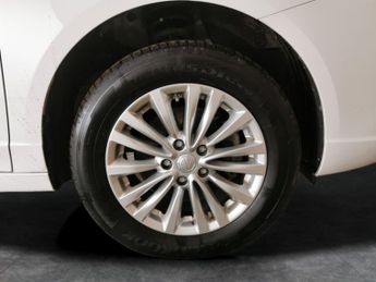 MG Mg5 61.1kWh Excite Long Range (156 ps) - REVERSE CAM - NAV - BLUETOO