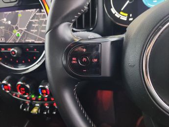 Mini Countryman 1.5 10kWh Cooper SE Exclusive Plug-in ALL4 (222 ps) - NAV - CARP