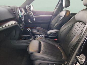 Mini Countryman 1.5 10kWh Cooper SE Exclusive Plug-in ALL4 (222 ps) - NAV - CARP