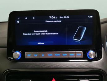 Hyundai Kona 64kWh Premium (10.5kW Charger) (204 ps) - HEATED SEATS - HEATED 