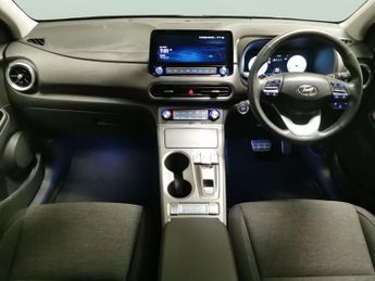 Hyundai Kona 64kWh Premium (10.5kW Charger) (204 ps) - HEATED SEATS - HEATED 