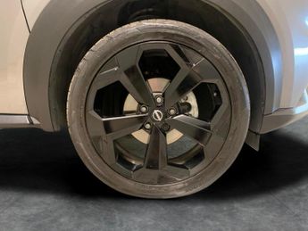 Nissan Juke 1.6 Tekna (143 ps) - HEATED LEATHER - HEAT PACK