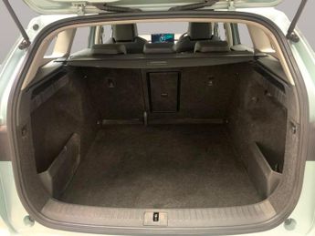 Skoda Enyaq iV 62kWh 60 (DC120kW) (179 ps) - AIR CON - PARK SENSORS - DAB