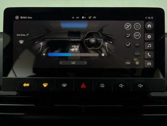 MG Mg4 51kWh SE (170 ps) - BLUETOOTH - DRIVING MODES - SPEED LIMIT RECO