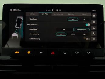 MG Mg4 51kWh SE (170 ps) - BLUETOOTH - DRIVING MODES - SPEED LIMIT RECO