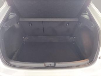 Volkswagen Taigo 1.5 TSI R-Line DSG (150 ps) - BLUETOOTH - CRUISE - WIRELESS CHAR