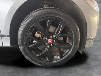 Jaguar I-PACE 400 90kWh SE 4WD (400 ps) - KEYLESS ENTRY - LED - REVERSE CAM