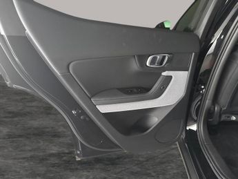 Polestar Polestar 2 Single Motor 69kWh Standard Range Fastback FWD (231 ps) - HEATED
