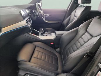 BMW 3 Series 2.0 330e 12kWh M Sport Touring Plug-in (292 ps) - REV CAM - PARK