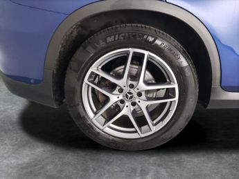 Mercedes-Benz GLC 2.1 GLC250d AMG Line (Premium Plus) G-Tronic+ 4MATIC (204 ps) - 