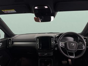 Volvo XC40 1.5 T3 R-Design (163 ps) - PARK ASSIST - LED - LANE DEPARTURE