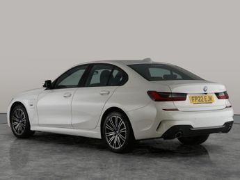 BMW 3 Series 2.0 330e 12kWh M Sport Plug-in (292 ps) - HEATED SEATS - ADAPTIV