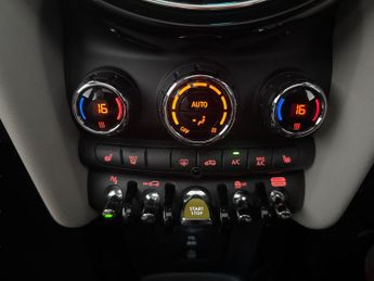 Mini Electric Hatch Cooper SE 32.6kWh Level 3 (184 ps) - PAN ROOF - HK AUDIO