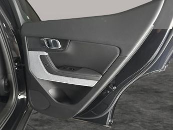 Polestar Polestar 2 Single Motor 69kWh Standard Range Fastback FWD (231 ps) - HEATED