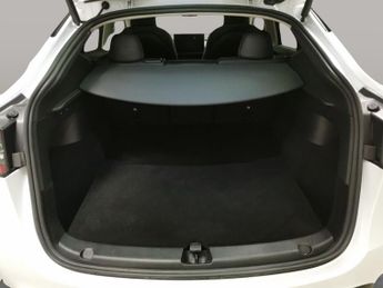 Tesla Model Y SUV RWD (346 ps) - HEATED STEERING - WIFI - BLIND SPOT ASSIST