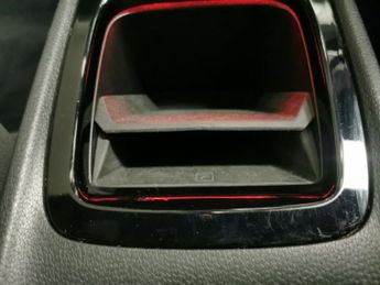 Volkswagen ID.3 Pro Performance 58kWh Life (204 ps) - BLIND SPOT ASSIST - COMFOR