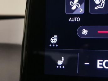 Volkswagen ID.3 Pro Performance 58kWh Life (204 ps) - BLIND SPOT ASSIST - COMFOR