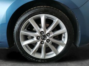 Mazda Mazda3 2.0 SKYACTIV-G Sport Nav (121 ps) - NAV - HEATED LEATHER - HEATE