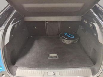 Peugeot E-3008 73kWh GT (210 ps) - REVERSE CAM - NAV - HEATED SEATS