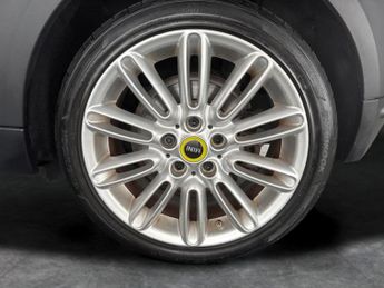 Mini Electric Hatch Cooper SE 32.6kWh Level 3 (184 ps) - PAN ROOF - HK AUDIO