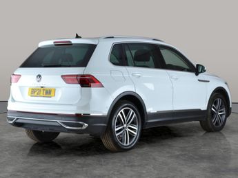 Volkswagen Tiguan 1.5 TSI Elegance DSG (150 ps) HEATED WHEEL - KEYLESS - ADAPTIVE 