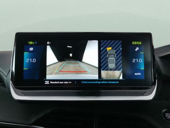 Peugeot E-2008 50kWh GT (136 ps) - LED - REVERSE CAM - NAV