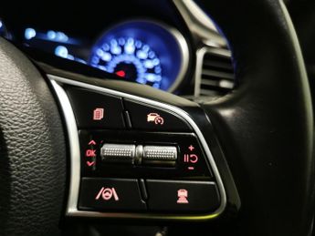 Kia Ceed 1.5 T-GDi 3 Sportswagon DCT (158 bhp) - NAV - BLUETOOTH - HALF L