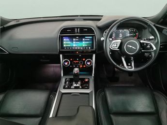 Jaguar XE 2.0 D180 R-Dynamic S (180 ps) - LANE DEPARTURE  - WIFI - ELECTRI