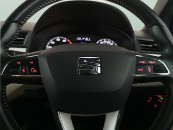 Seat Arona 1.0 TSI XCELLENCE DSG (110 ps) - KEYLESS ENTRY - LED - NAV