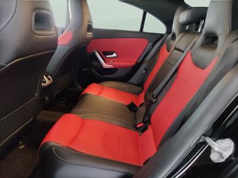 Mercedes-Benz CLA 1.3 CLA180 AMG Line Night Edition (Premium Plus) Coupe 7G-DCT (1