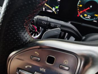 Mercedes-Benz EQA EQA 350 66.5kWh AMG Line (Premium) 4MATIC (292 ps) - REVERSE CAM
