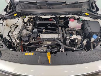 Mercedes-Benz EQA EQA 350 66.5kWh AMG Line (Premium) 4MATIC (292 ps) - REVERSE CAM