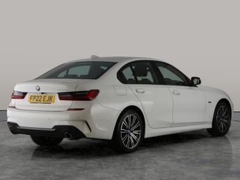 BMW 3 Series 2.0 330e 12kWh M Sport Plug-in (292 ps) - HEATED SEATS - ADAPTIV