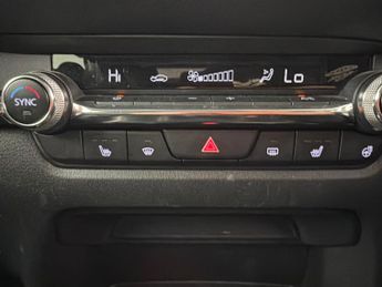 Mazda CX-30 2.0 e-SKYACTIV X MHEV GT Sport Tech (186 ps) - CARPLAY - KEYLESS