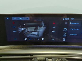 Peugeot E-3008 73kWh GT (210 ps) - REVERSE CAM - NAV - HEATED SEATS