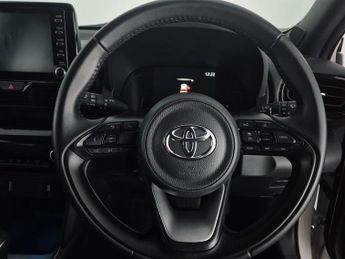 Toyota Yaris Cross 1.5 VVT-h Design E-CVT (116 ps) - LANE TRACE ASSIST - BLUETOOTH